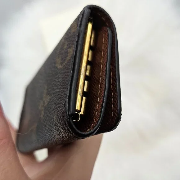 Louis Vuitton Monogram Key Case - Picture 10 of 15